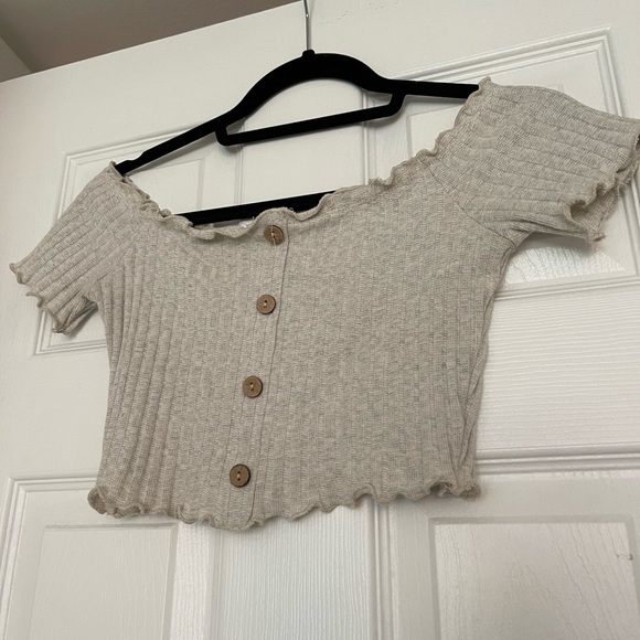 Crop top - Picture 3 of 3